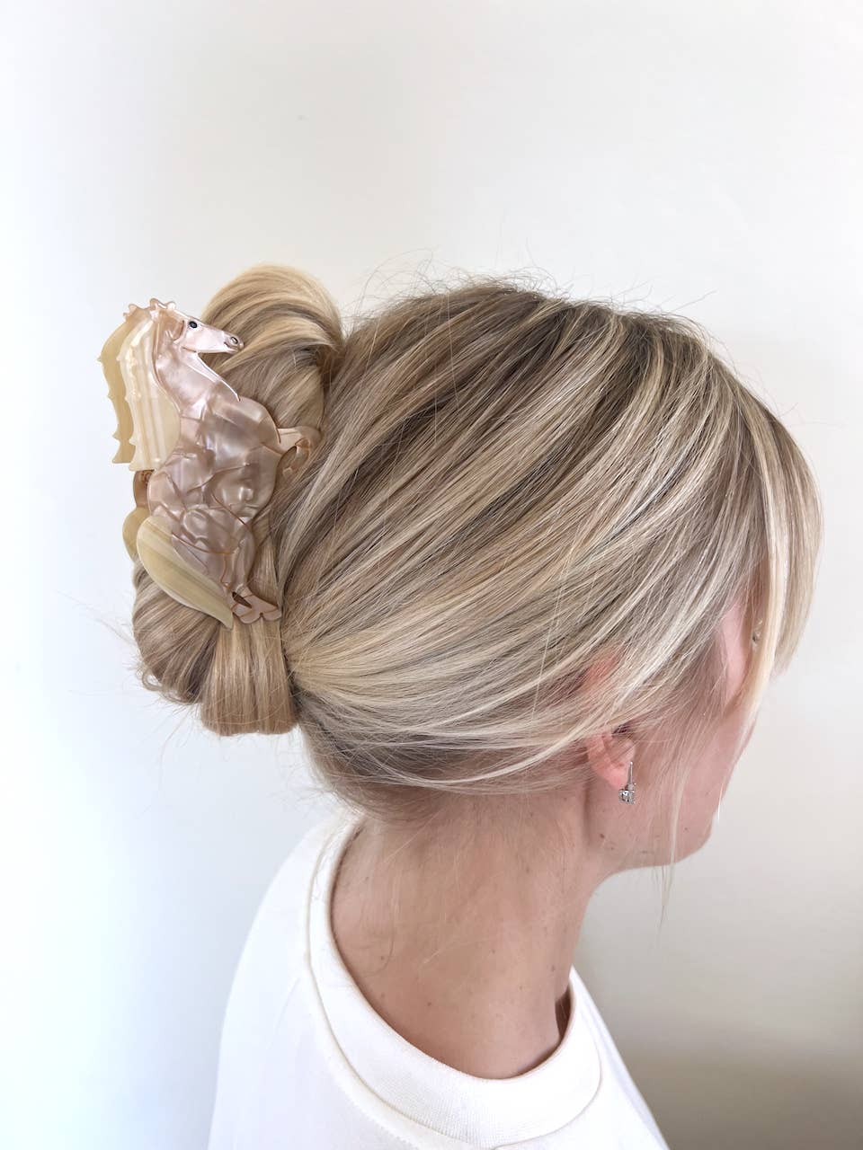 Hand-painted Horse Claw Hair Clip | Eco-Friendly: Beige