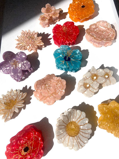 Hand-painted Daisy Flower Claw Hair Clip April Birth Flower