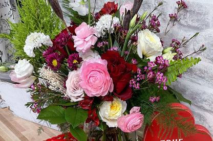 Valentines Luxury 2 tier Gift Box