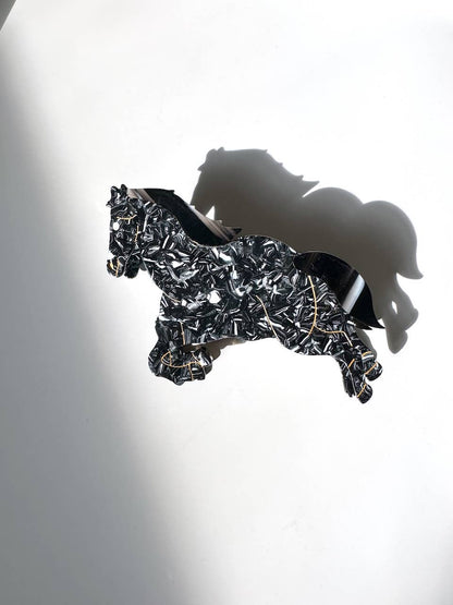 Hand-painted Horse Claw Hair Clip | Eco-Friendly: Beige